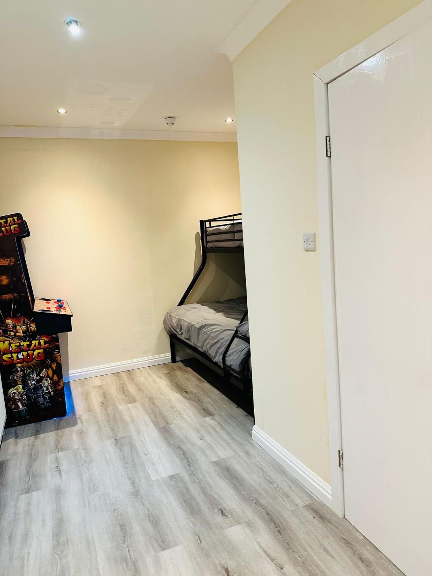 Castle View, 96 Friar Lane *