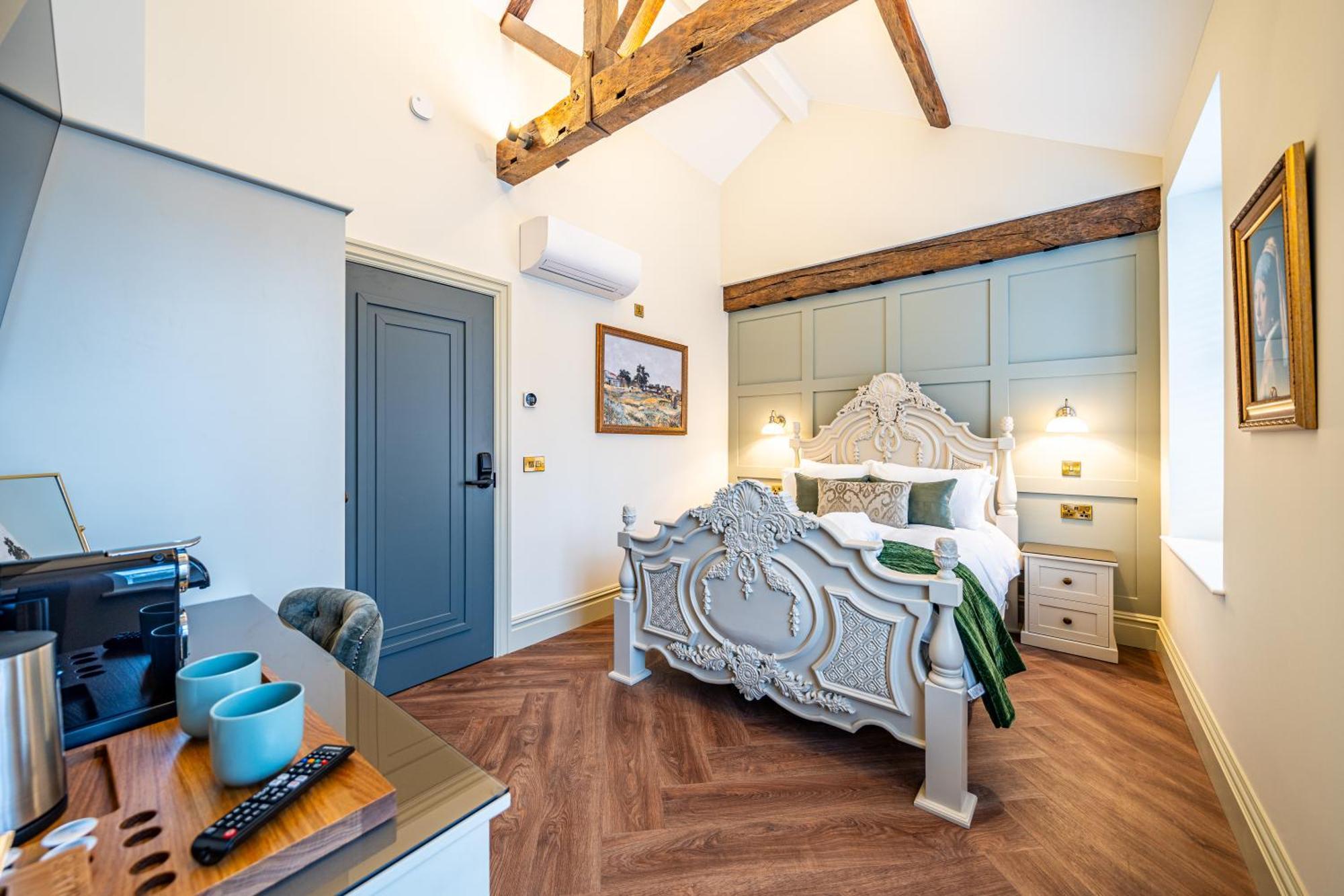 St Marys Quarters 4*