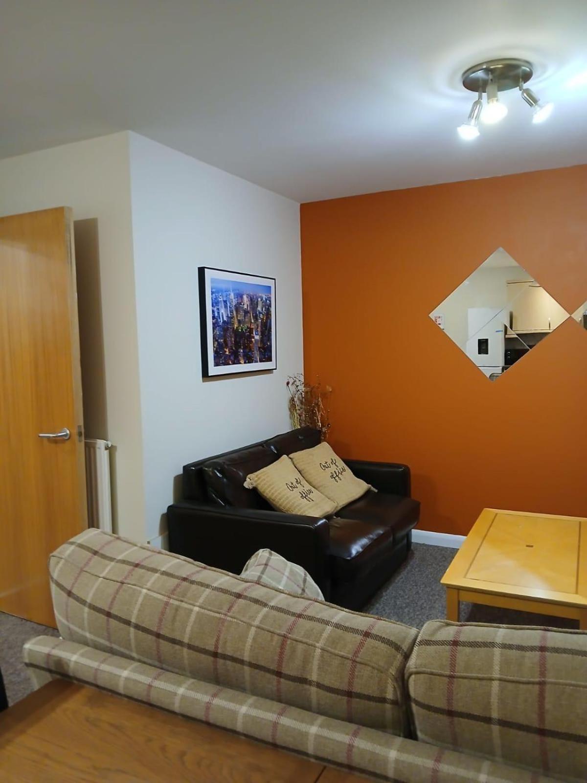30 Royal Victoria Court Gamble Street 2 Bed Flat Apartment Nottingham