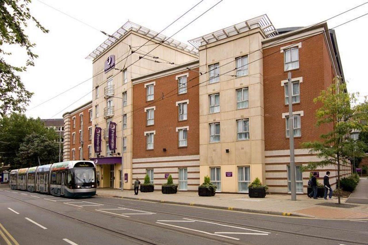 Premier Centre 3*