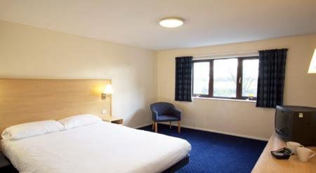 Travelodge Riverside 3*