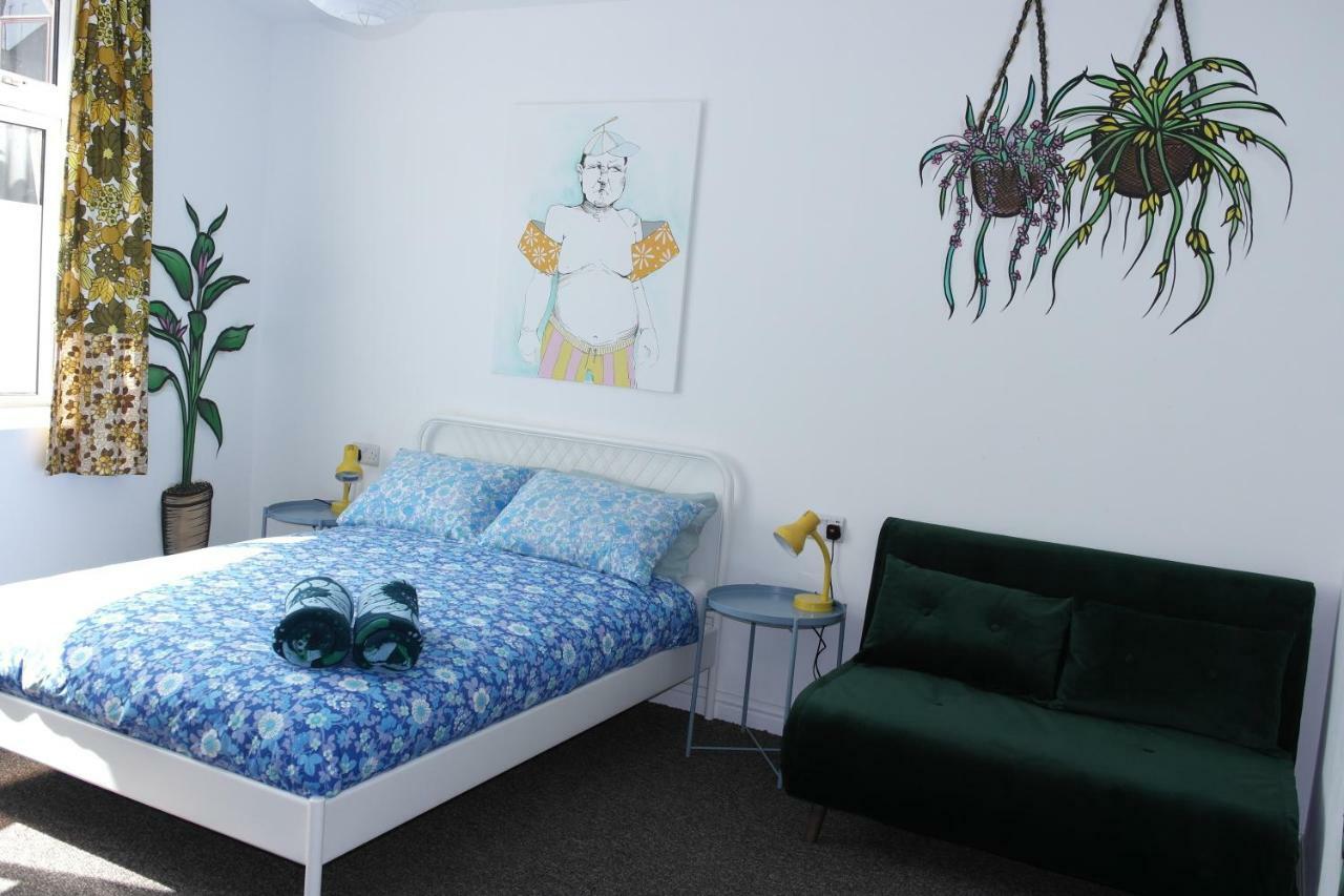 Igloo Hybrid Hostel