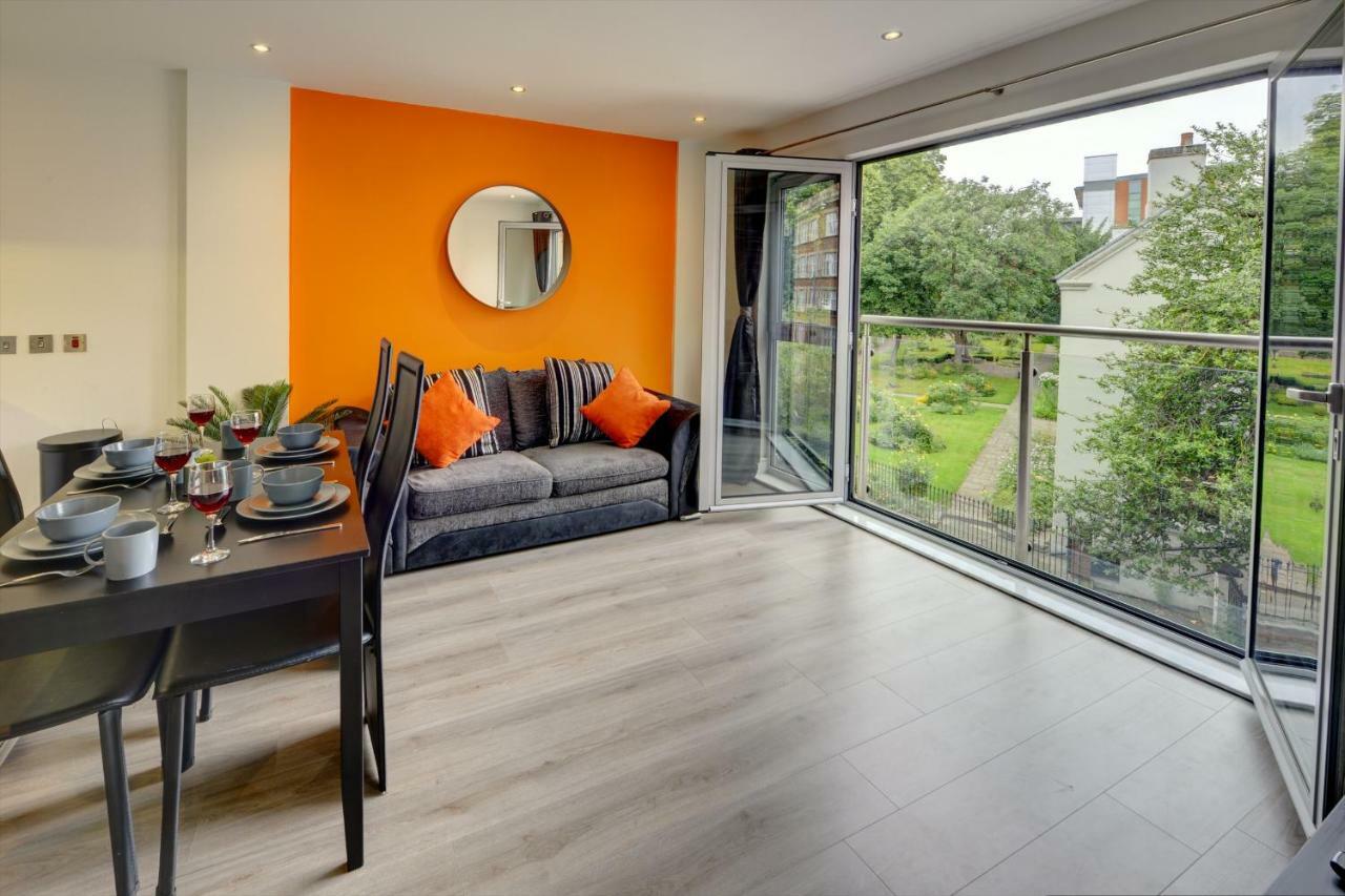 Apartment The Orange Haven With Pool, Sauna And Gym