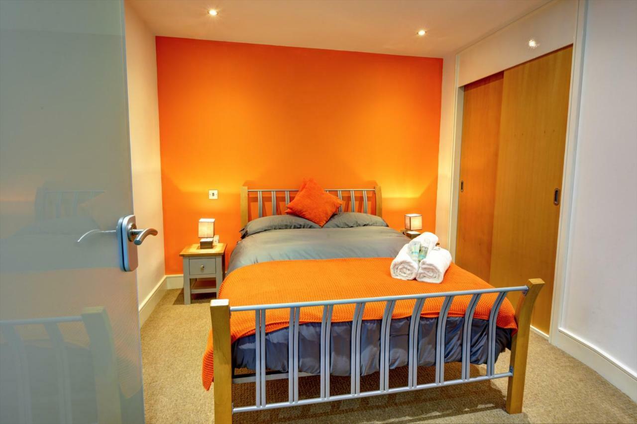 The Orange Haven With Pool, Sauna And Gym * Nottingham