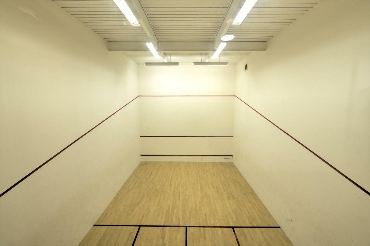 The Orange Haven With Pool, Sauna And Gym Apartment Nottingham