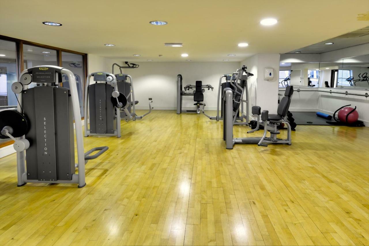 Apartment The Orange Haven With Pool, Sauna And Gym