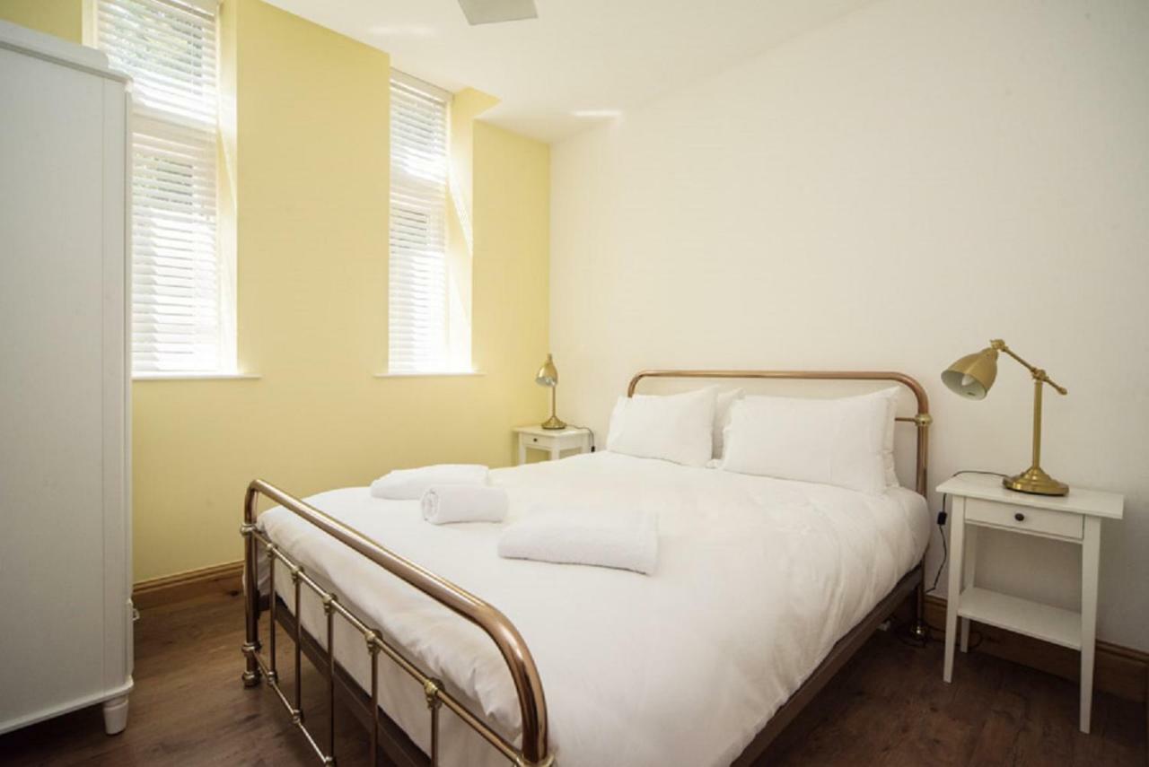 Marlborough Hall - Quiet *
