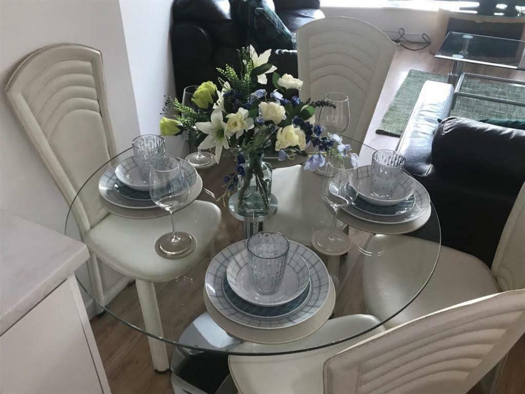 Marco Island -spacious Centre 2 Bedroom *