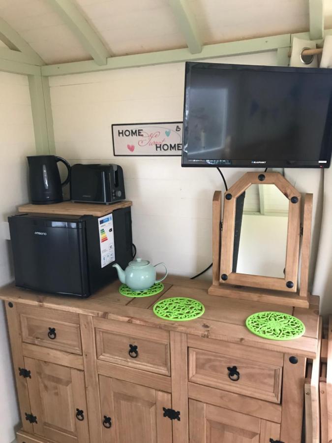 Lodge Elton Barn Fishery & Retreat